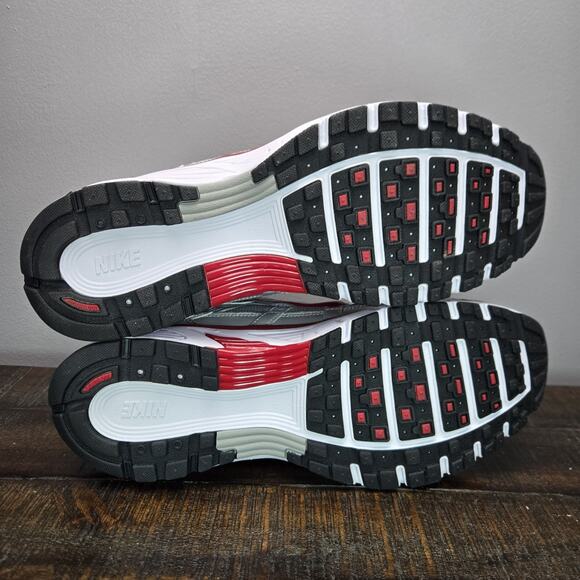 NEW Nike P-6000 Mens Size 11.5 Running Shoes Metallic Silver Gym Red CD6404-024 - Picture 9 of 12